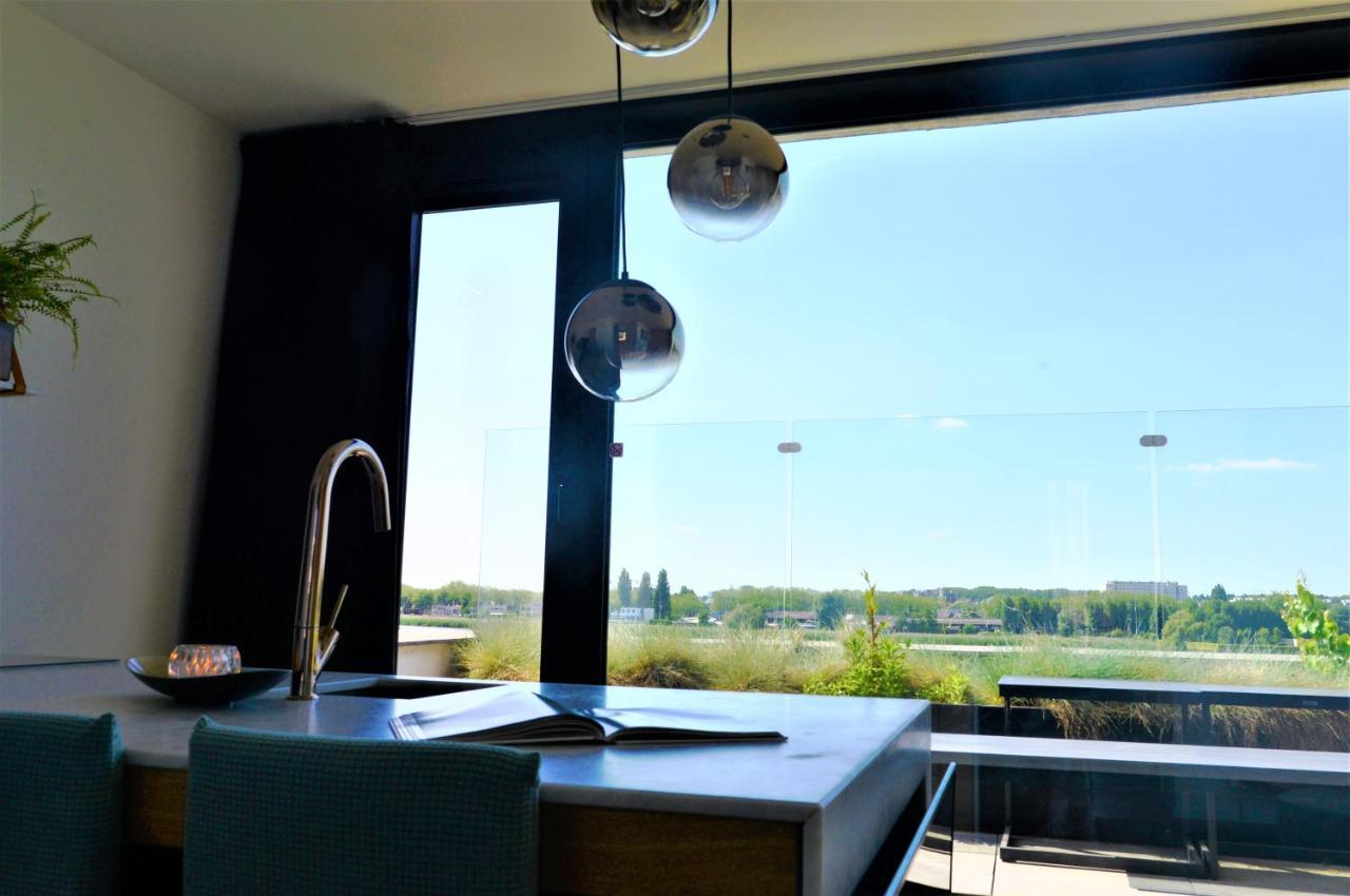 Kaai11 - Lofts & Suites With A View Антверпен Экстерьер фото